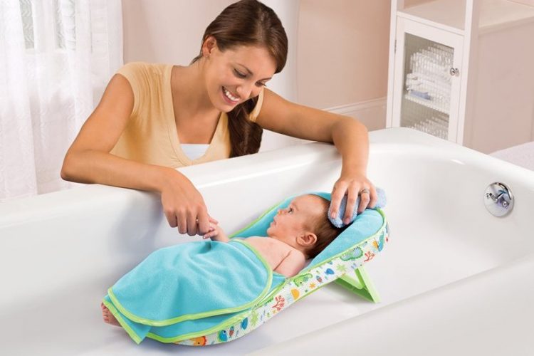bathing-newborn.jpg